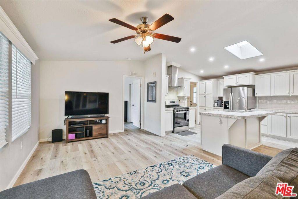 La Verne, CA 91750,2755 Arrow HWY #98