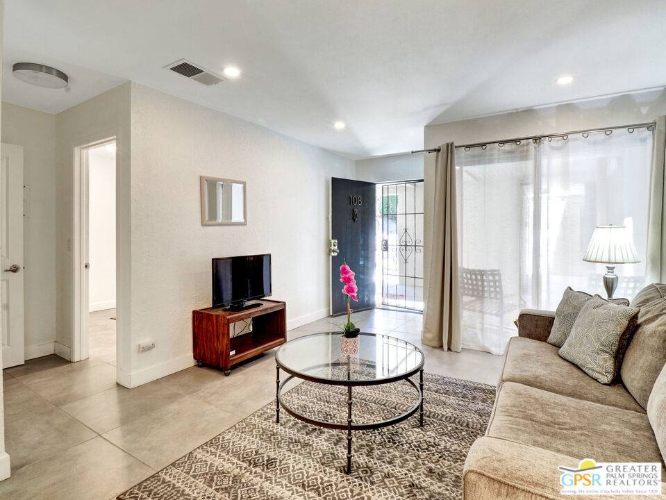Palm Springs, CA 92262,2825 N Los Felices RD #108