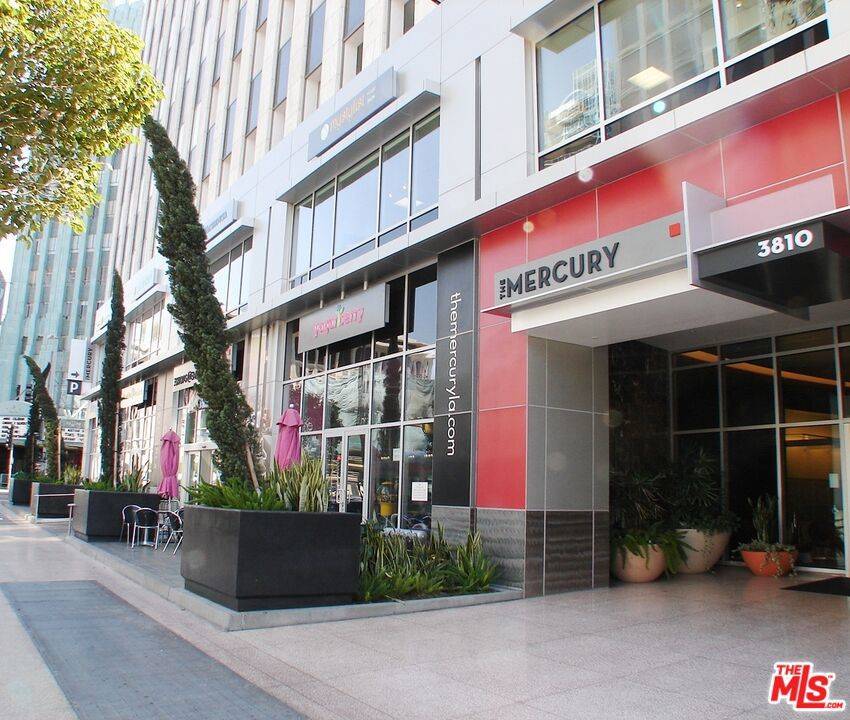 Los Angeles, CA 90010,3810 Wilshire BLVD #807