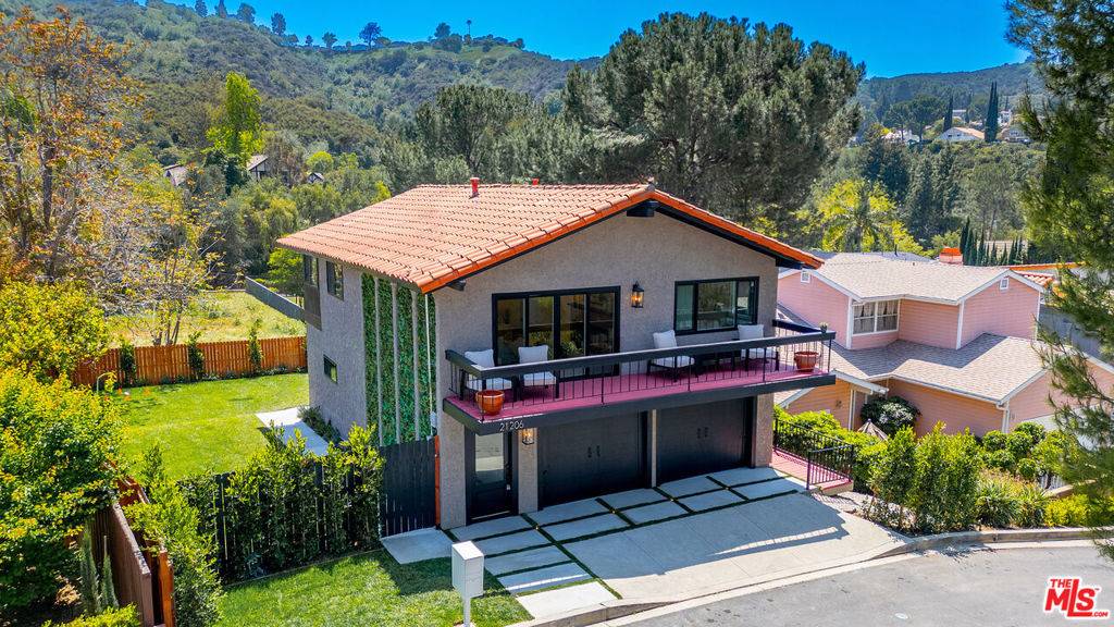 Woodland Hills, CA 91364,21206 Escondido ST