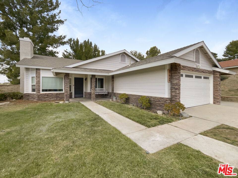 Santa Clarita, CA 91350,27949 Harwood DR