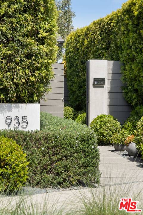 Venice, CA 90291,935 Sunset AVE