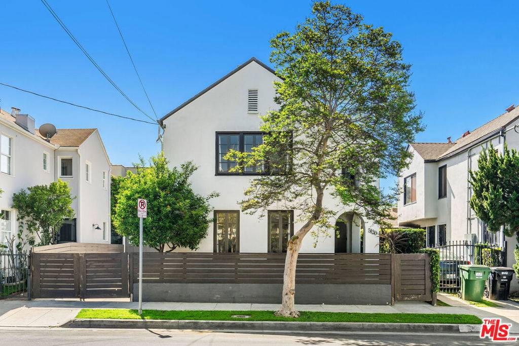 Los Angeles, CA 90042,5120 Echo ST