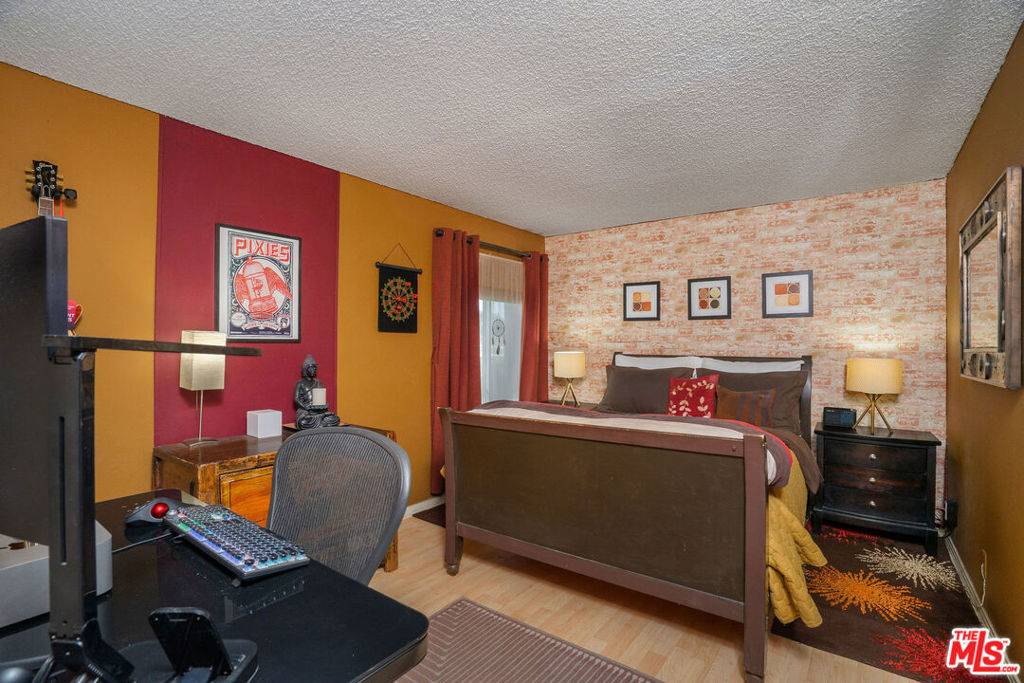Agoura Hills, CA 91301,28915 Thousand Oaks BLVD #185