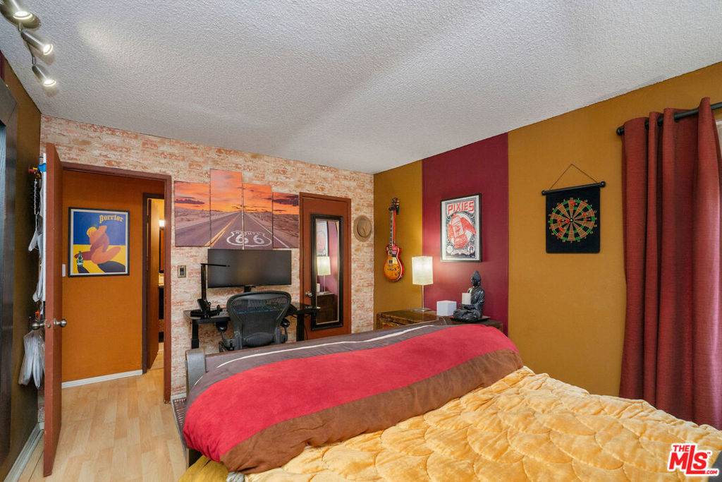 Agoura Hills, CA 91301,28915 Thousand Oaks BLVD #185