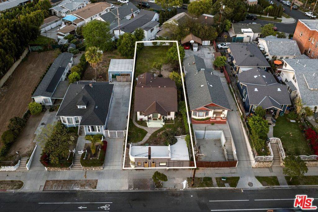 Los Angeles, CA 90042,6117 York BLVD