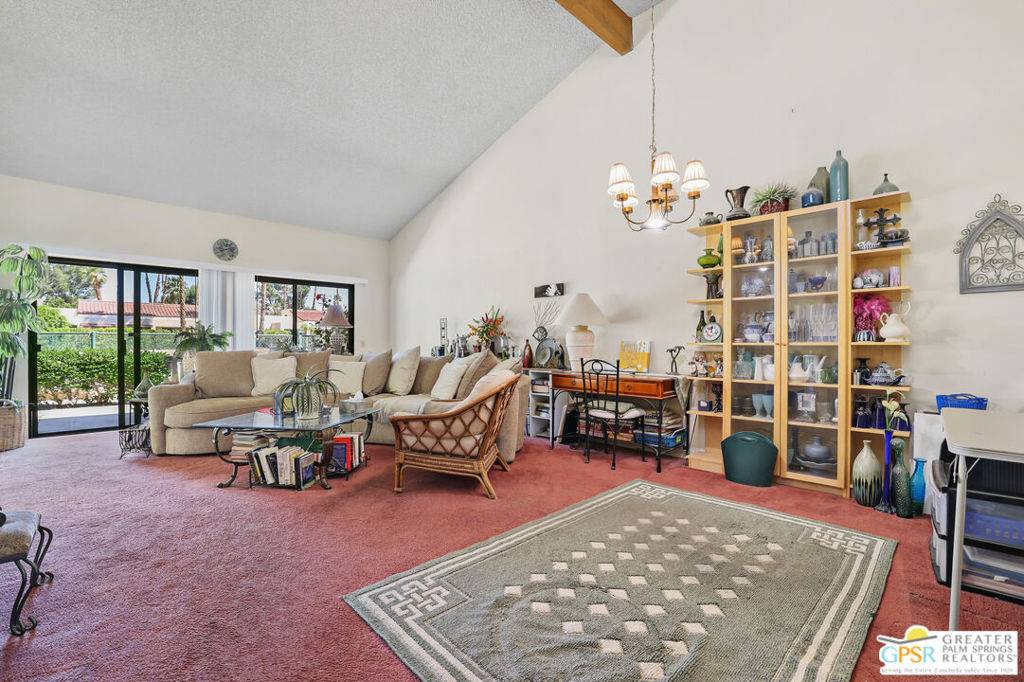 Palm Springs, CA 92262,200 E Racquet Club RD #9