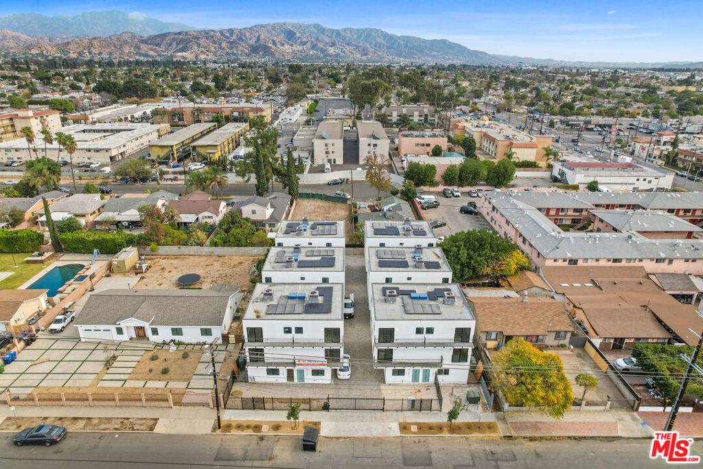 North Hollywood, CA 91605,7628 Morella AVE #2