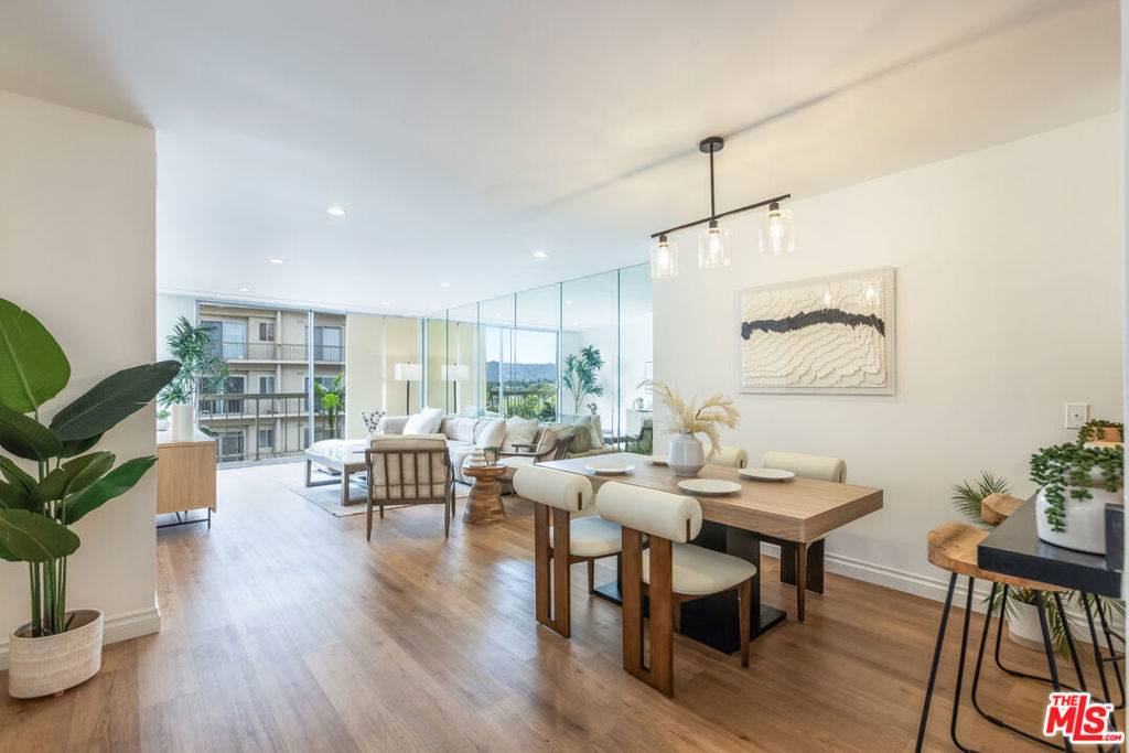 Los Angeles, CA 90024,10751 Wilshire BLVD #1106