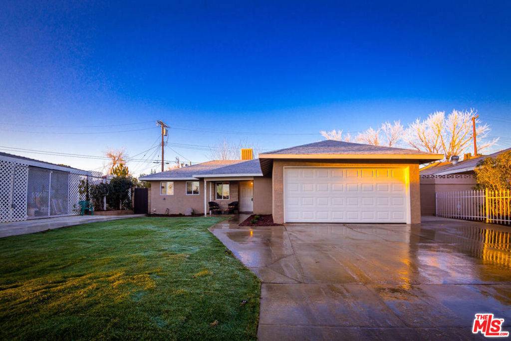 Lancaster, CA 93534,1368 Indian Sage RD