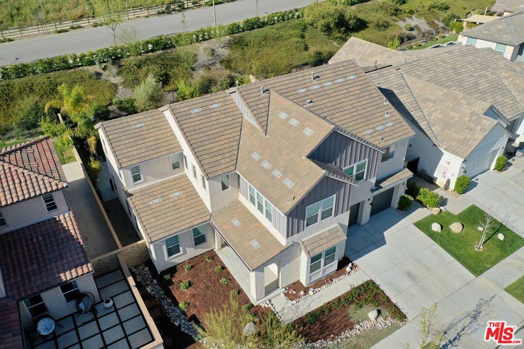 Canyon Country, CA 91387,18648 Juniper Springs DR