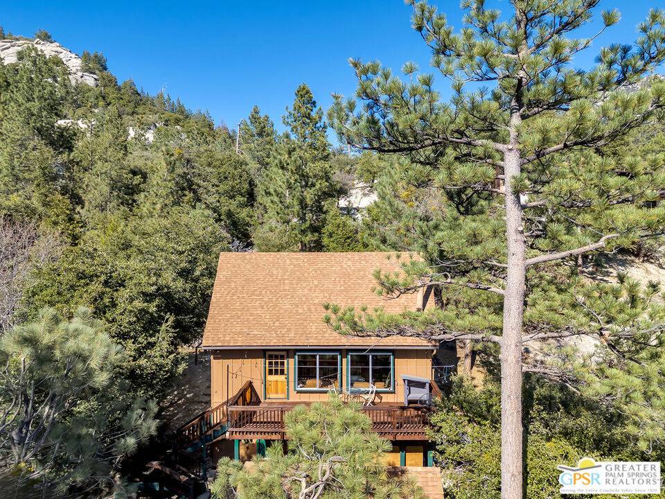 Idyllwild, CA 92549,54360 Dr. Rockdale DR
