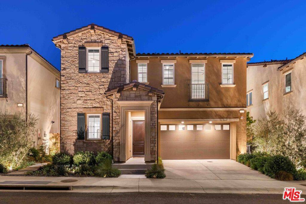 Porter Ranch, CA 91326,20658 Walnut CIR