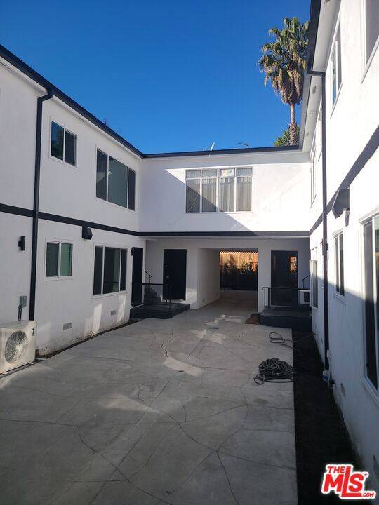 Los Angeles, CA 90048,465 S Le Doux RD #12