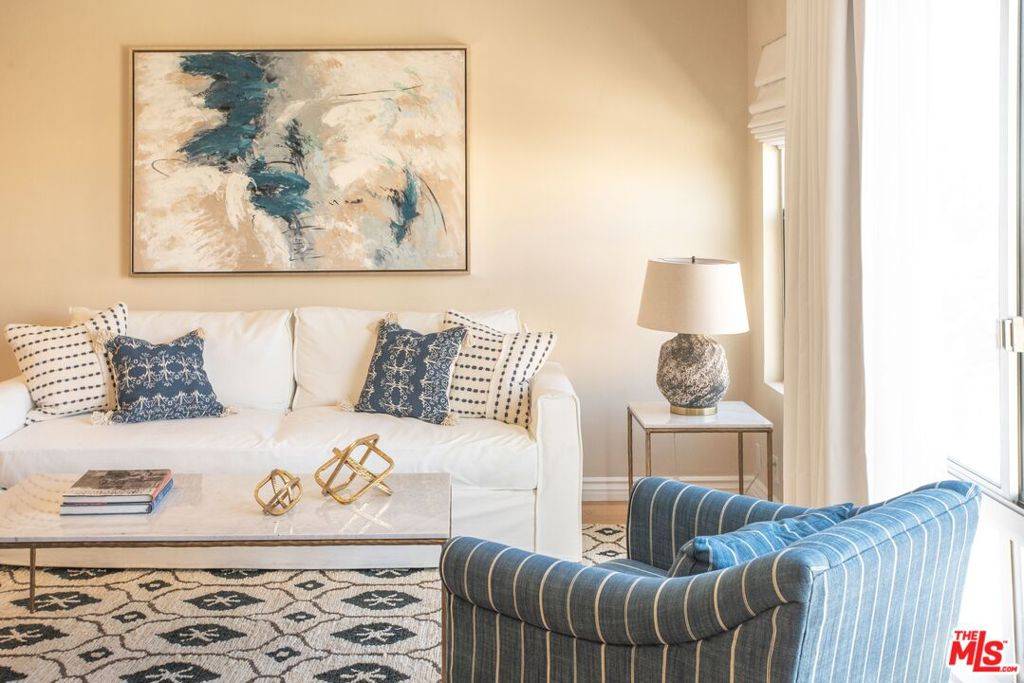 Santa Monica, CA 90405,2101 Ocean AVE #14