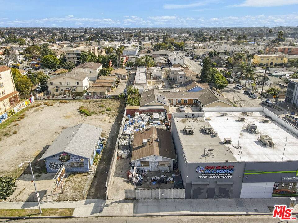 Los Angeles, CA 90043,6216 Crenshaw BLVD