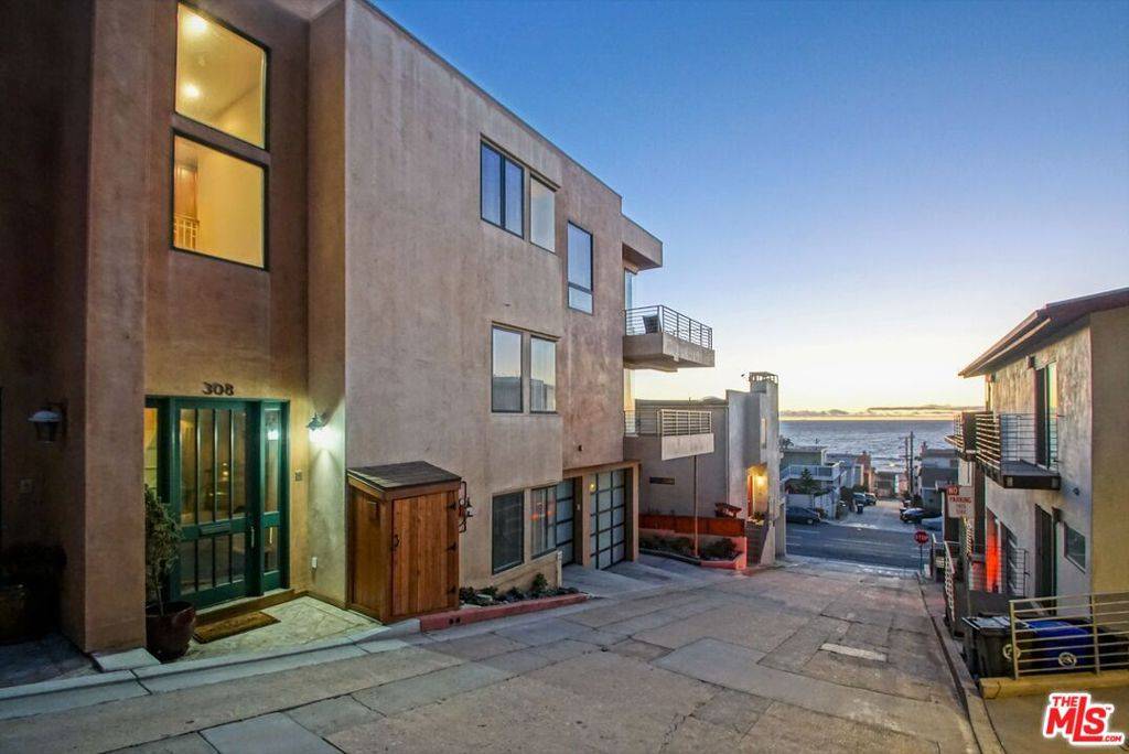 Manhattan Beach, CA 90266,308 Gull ST