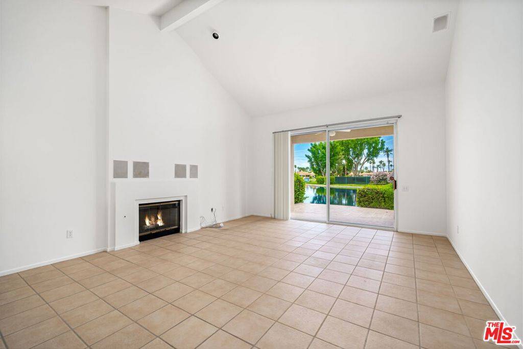 Rancho Mirage, CA 92270,126 Lake Shore DR