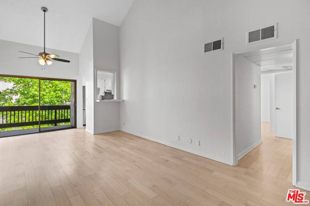 Culver City, CA 90230,6311 Summertime LN