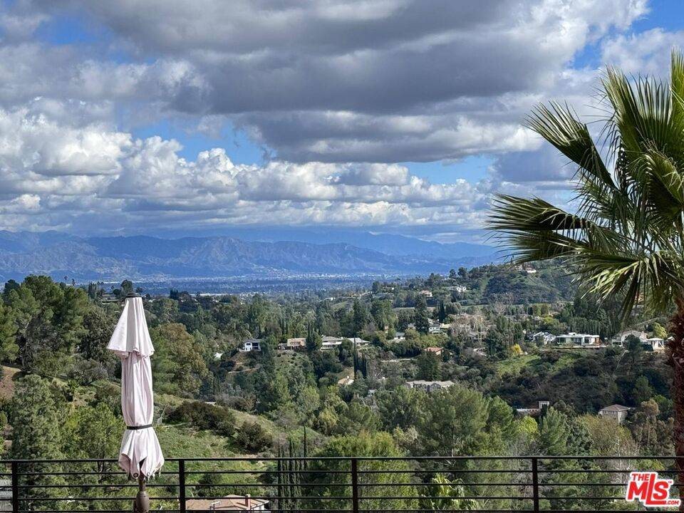 Tarzana, CA 91356,4534 Totana DR