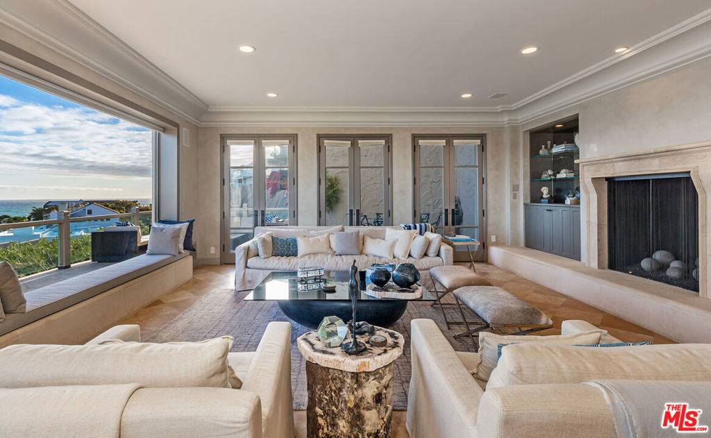 Malibu, CA 90265,31470 Broad Beach RD
