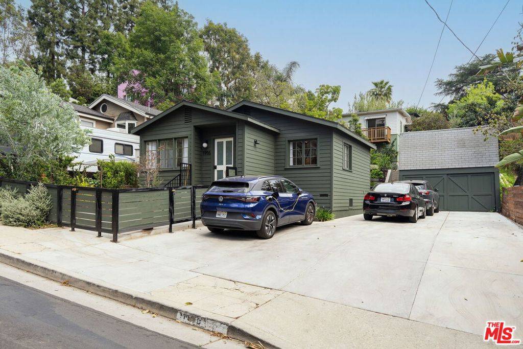 Los Angeles, CA 90026,1956 Vestal AVE