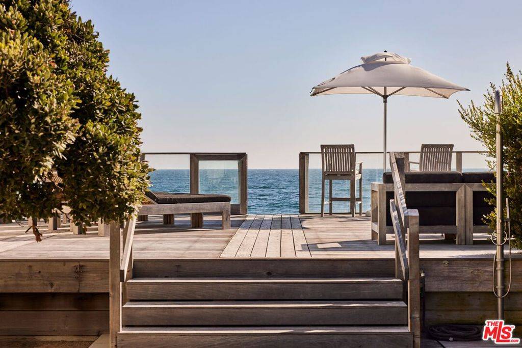 Malibu, CA 90265,23515 Malibu Colony RD