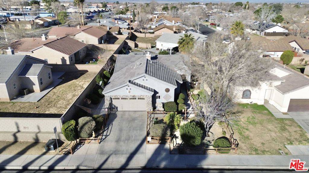 Lancaster, CA 93535,43963 Glenraven RD