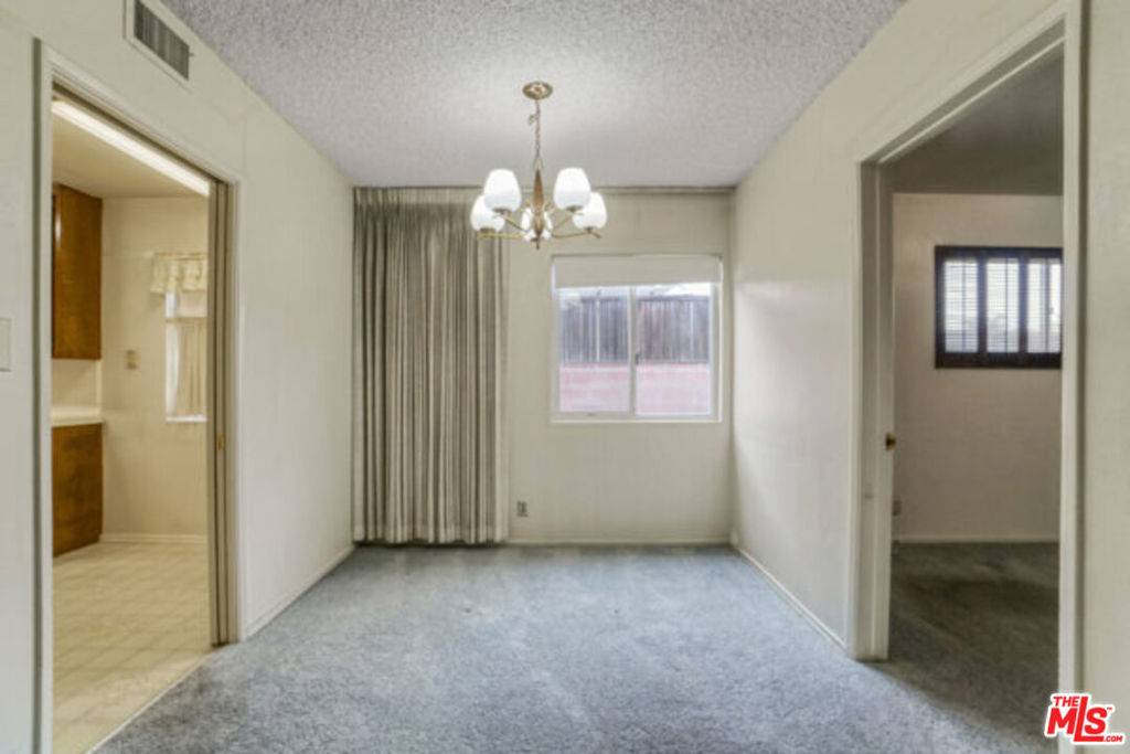 Mission Hills (san Fernando), CA 91345,14708 Clymer ST