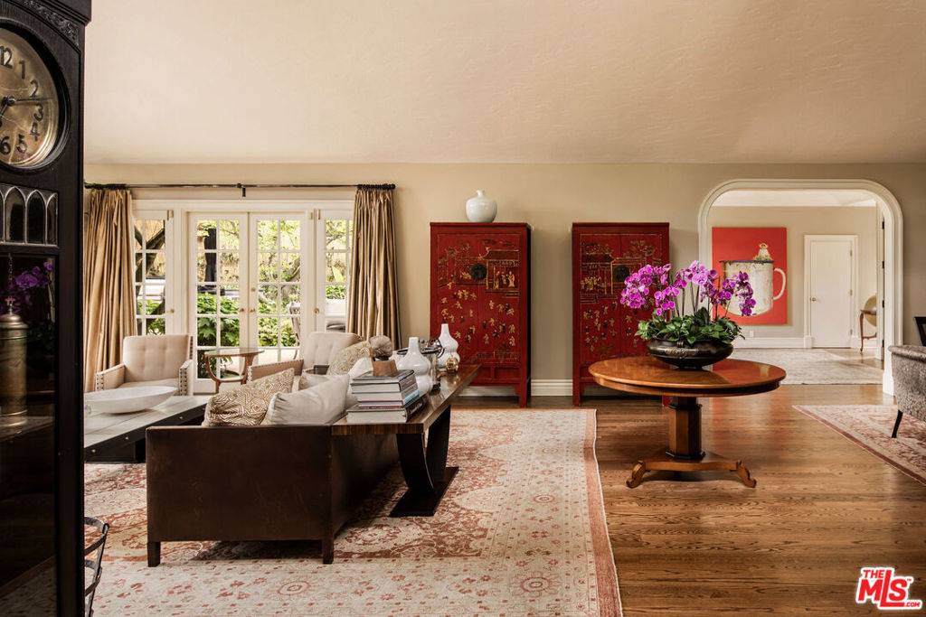 Los Angeles, CA 90077,800 Tarcuto WAY