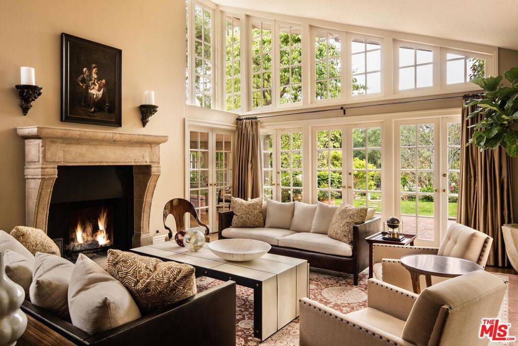 Los Angeles, CA 90077,800 Tarcuto WAY