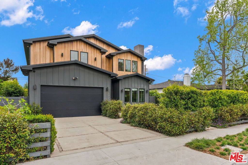 Los Angeles, CA 90066,12555 Preston WAY