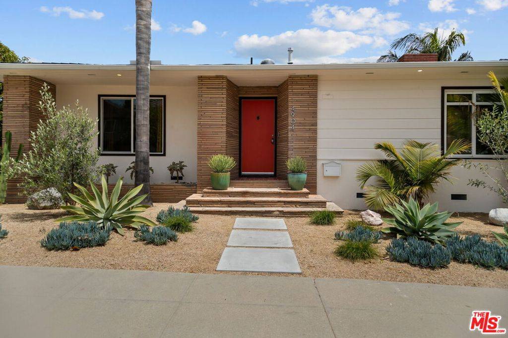 View Park, CA 90043,4904 Presidio DR