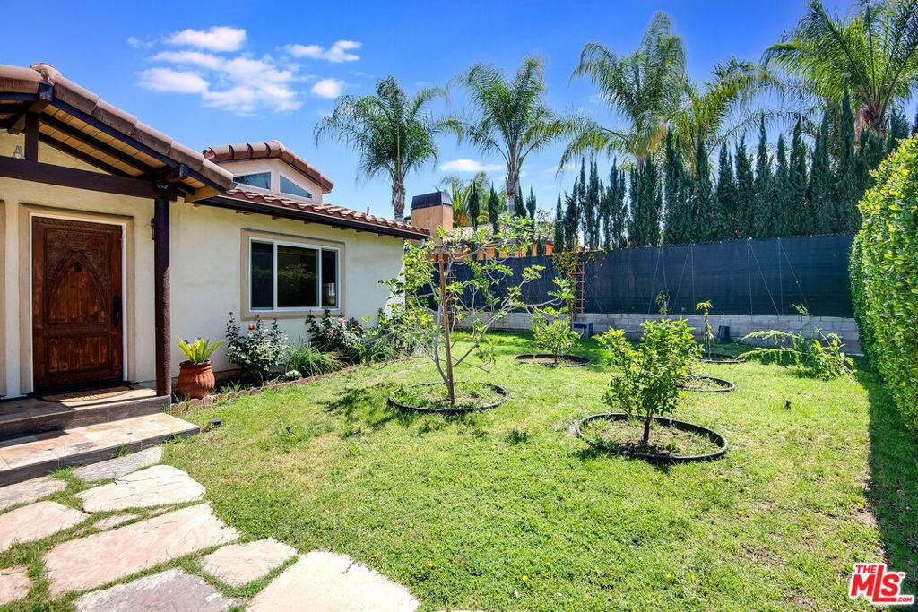 Woodland Hills, CA 91367,5724 Oakdale AVE