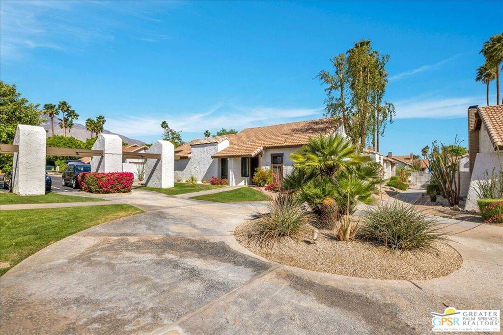 Palm Springs, CA 92264,2480 S Linden WAY #A