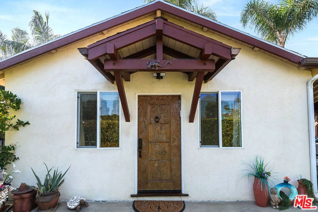 Woodland Hills, CA 91367,5724 Oakdale AVE