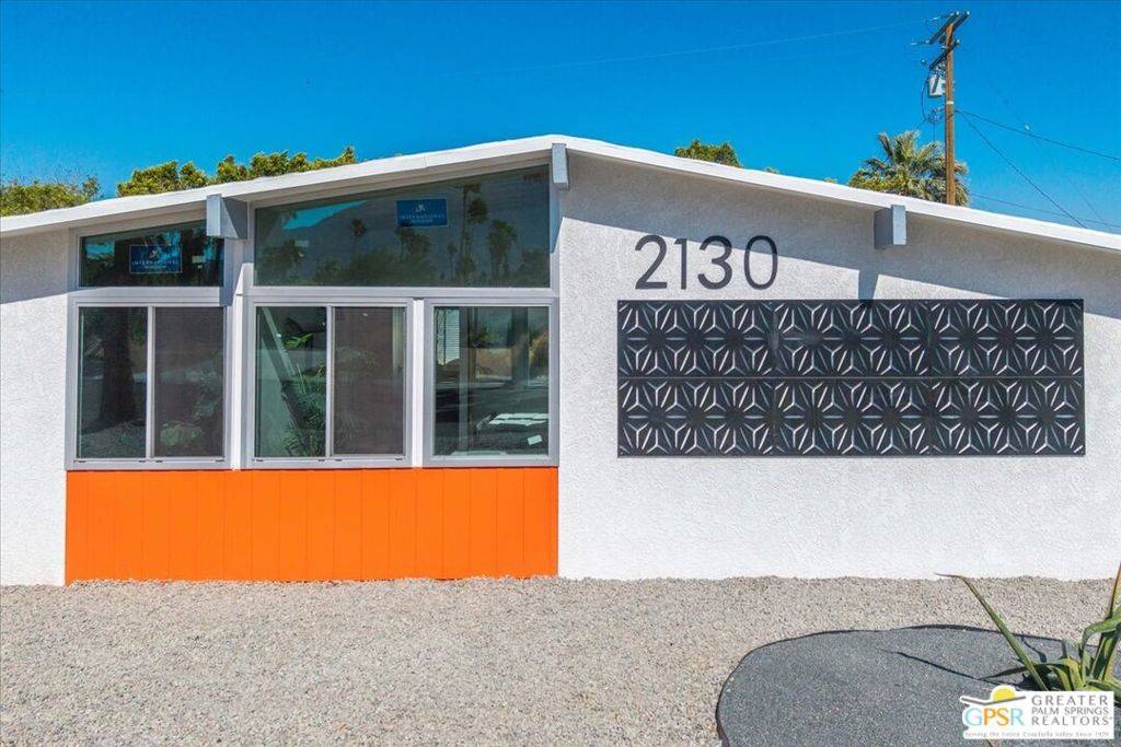 Palm Springs, CA 92262,2130 N Roberto DR