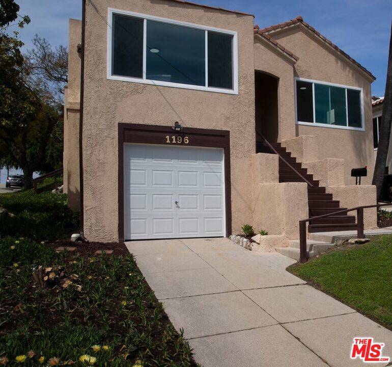 San Pedro, CA 90731,1196 W 3rd ST