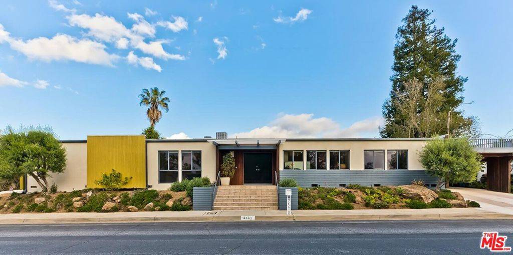 Beverly Hills, CA 90210,9662 Highridge DR