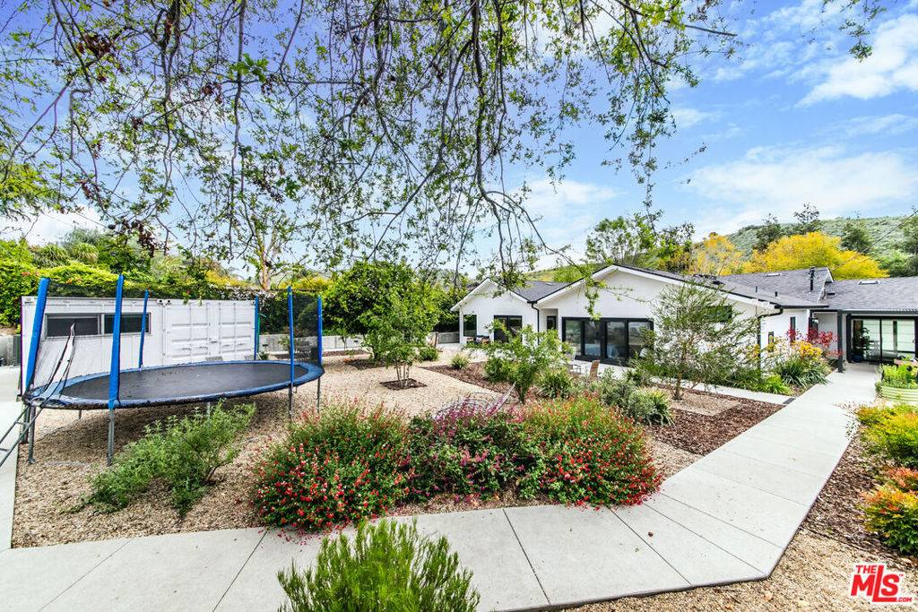 Thousand Oaks, CA 91362,1865 El Monte DR