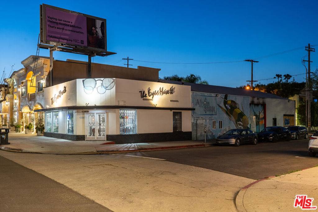 Sherman Oaks, CA 91423,13831 Ventura BLVD