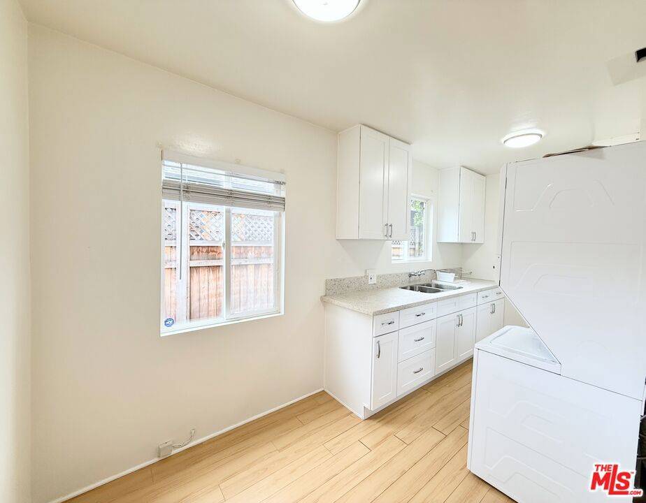 West Hollywood, CA 90069,630 N Westbourne DR ##A