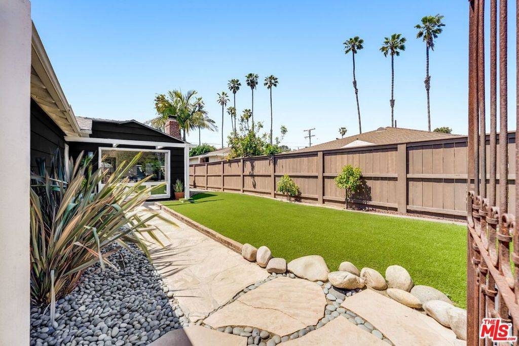 La Jolla, CA 92037,8176 La Jolla Shores DR