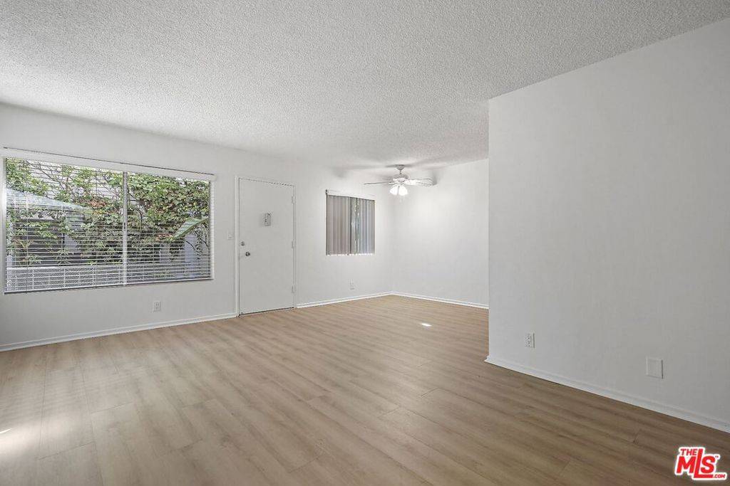 Santa Monica, CA 90403,934 6th ST #3