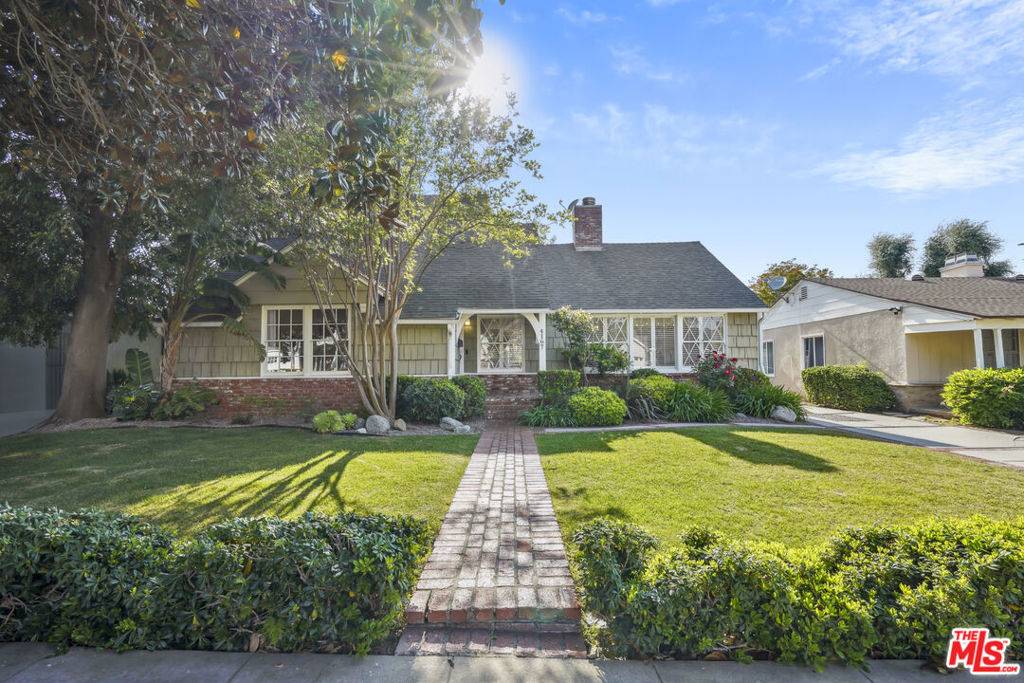Sherman Oaks, CA 91423,4167 Fulton AVE