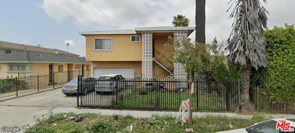 Los Angeles, CA 90044,1043 W 91st ST