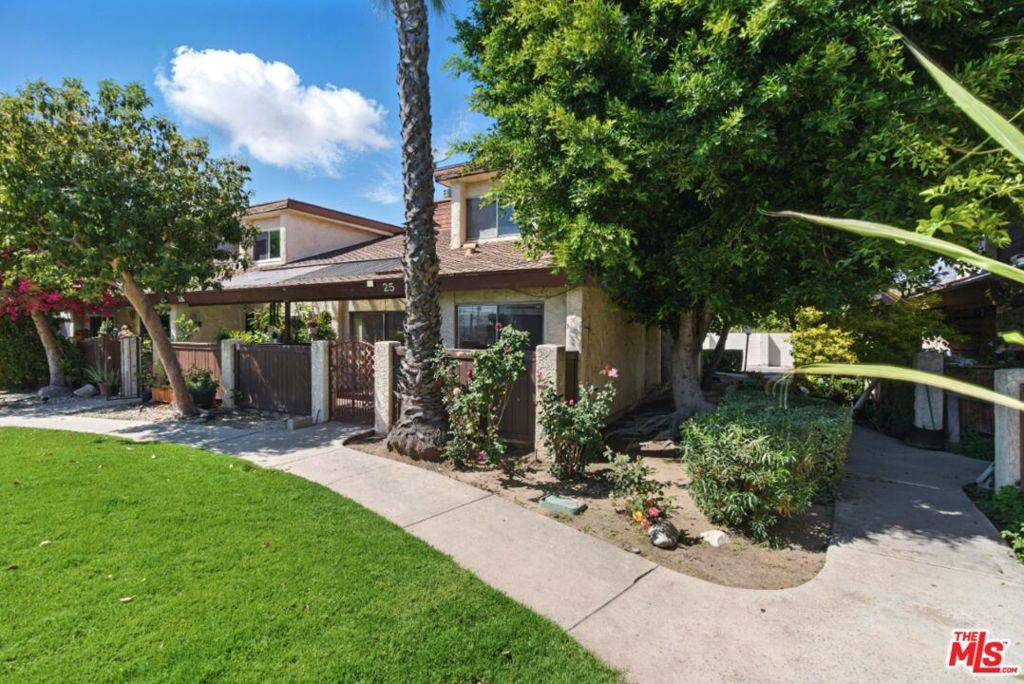 North Hills, CA 91343,8333 Columbus AVE #25