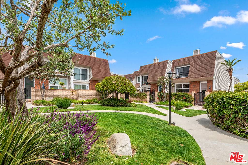 Marina Del Rey, CA 90292,13010 Maxella AVE #8