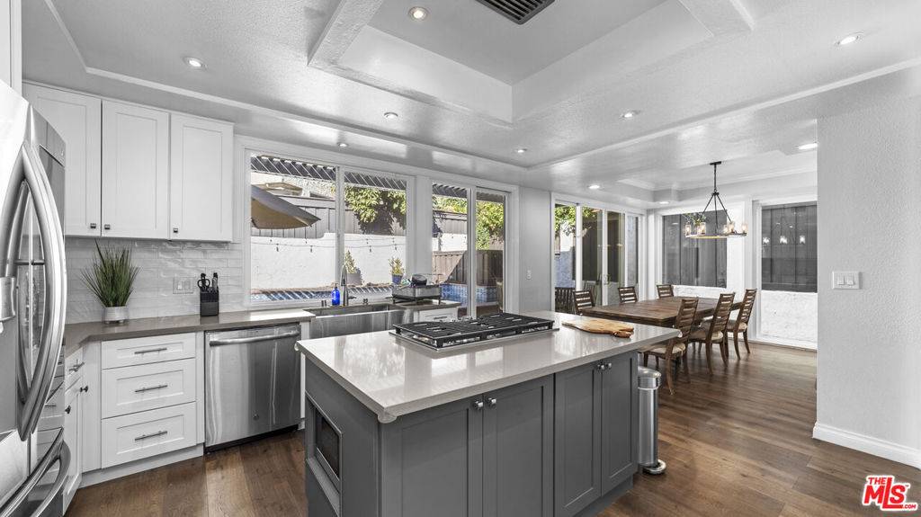 Long Beach, CA 90807,663 W Terrylynn PL