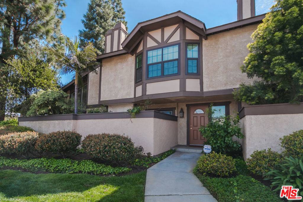 Winnetka, CA 91306,20506 Roscoe BLVD #C